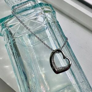 16 inch chain with heart shaped pendant necklace